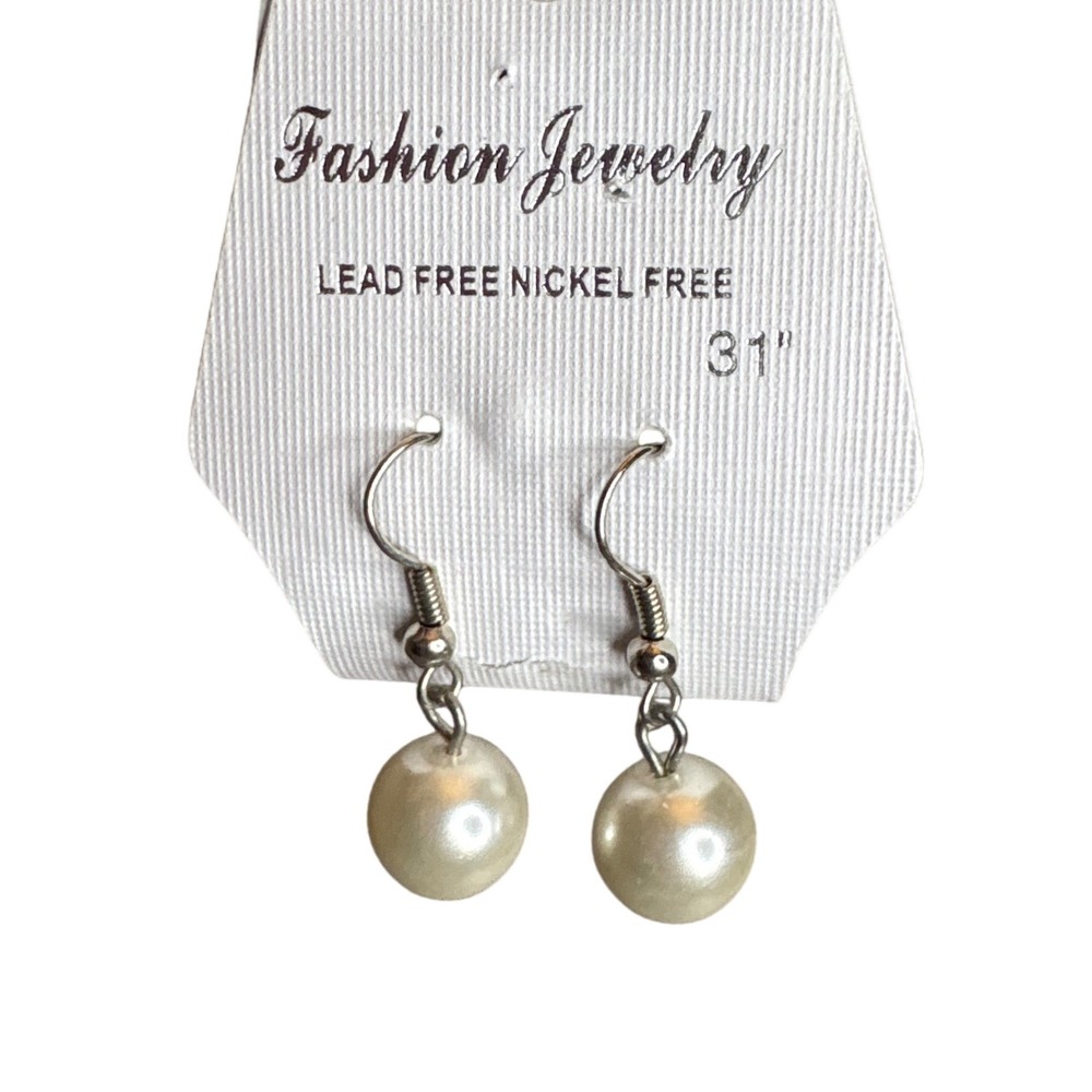 Fashion Jewelry Pearl Drop Earrings Lead Free Nickel Free Silver Tone New